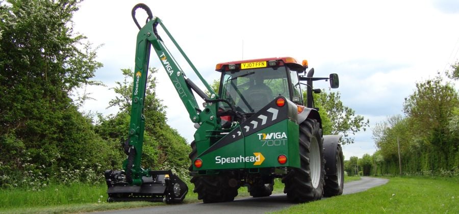 Twiga Pro 700T reach mower