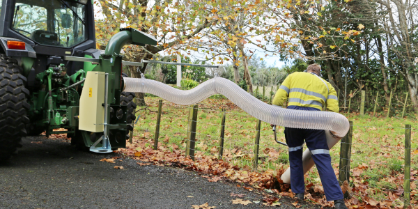 Leaf vacuum