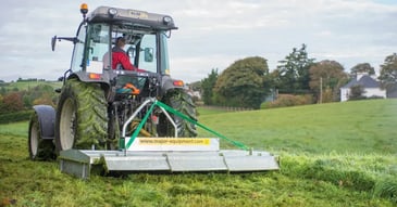 Why top your paddocks before grazing? Here's how to choose the right equipment