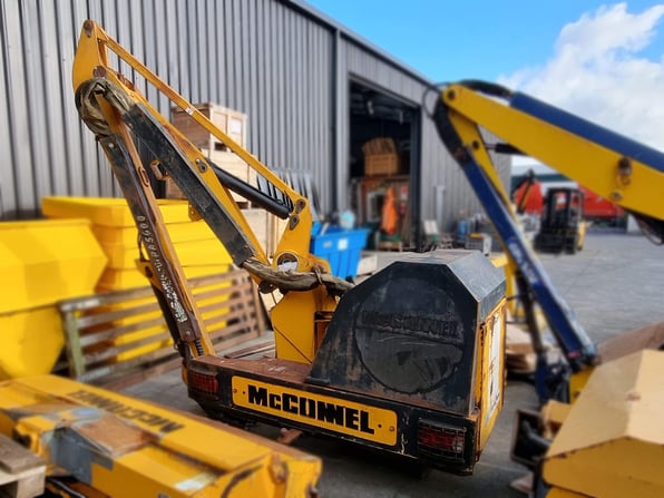 Used PA5600 McConnel Hedge mulcher