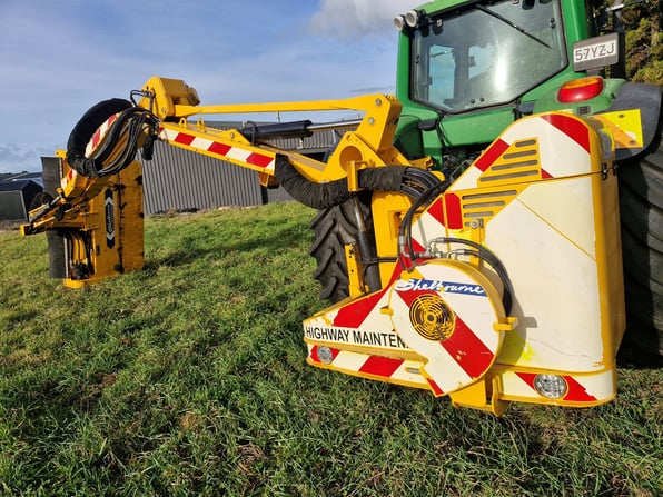 Shelbourne Hedge Cutter 8m Tractor mounted (5)