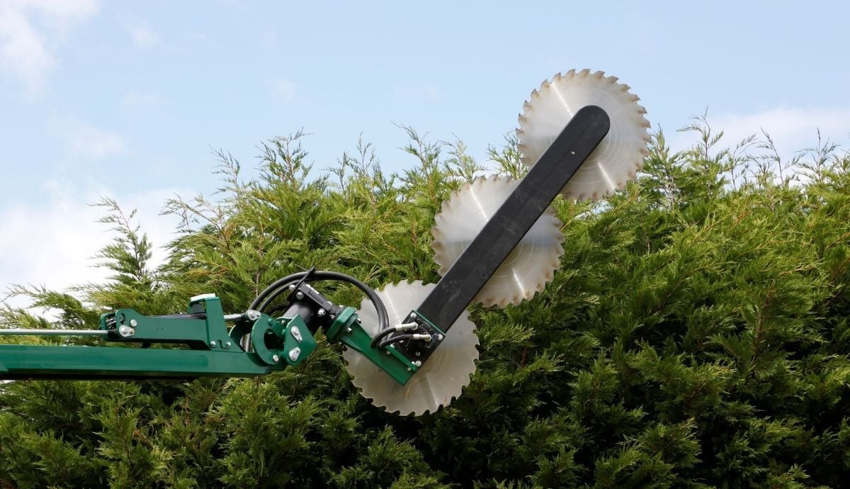 Hydraulic Circular Saw Blade Attachment Hedge Timmer