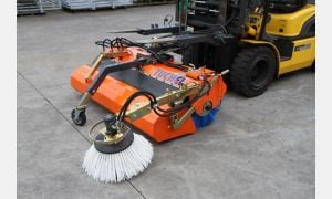 Plus 180 Broomsweeper with side brush & collection bin (Forklift Mounted).
