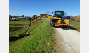 Bomford Buzzard reachmower