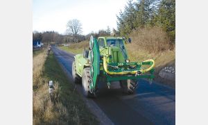 Spearhead Quad Saw Attachment on Telehandler