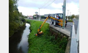 Bomford B81-81T (Telescopic) Reachmower