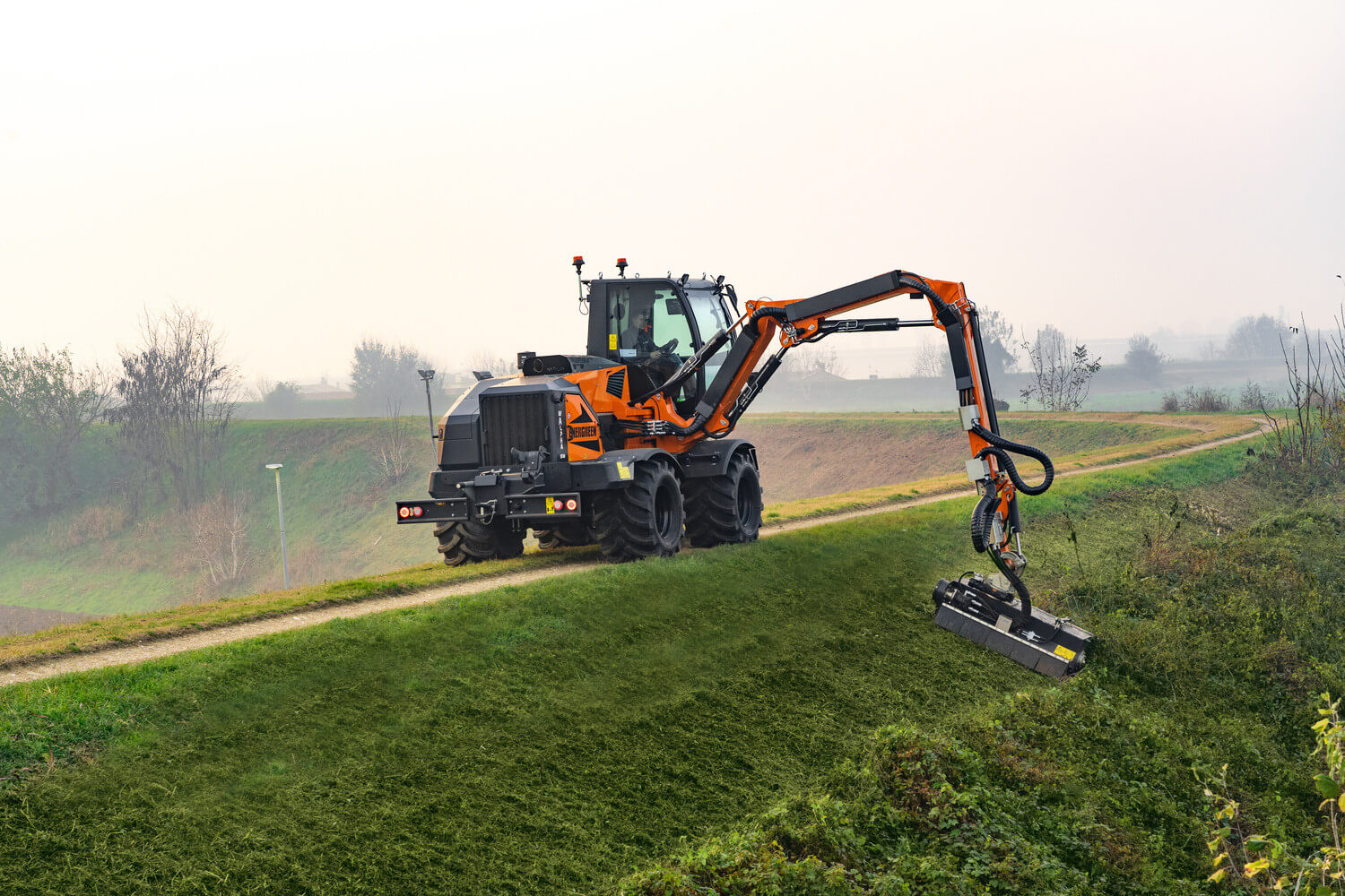 Energreen Self-Propelled Hydrostatic Machines