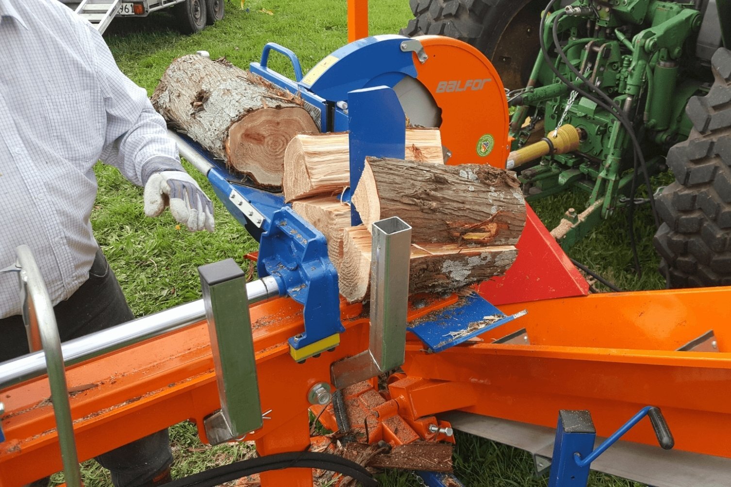 Balfor R700 Shark Expert PRO saw bench