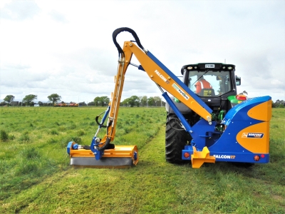 Bomford Falcon 6.5T Roadside Mower Thumb