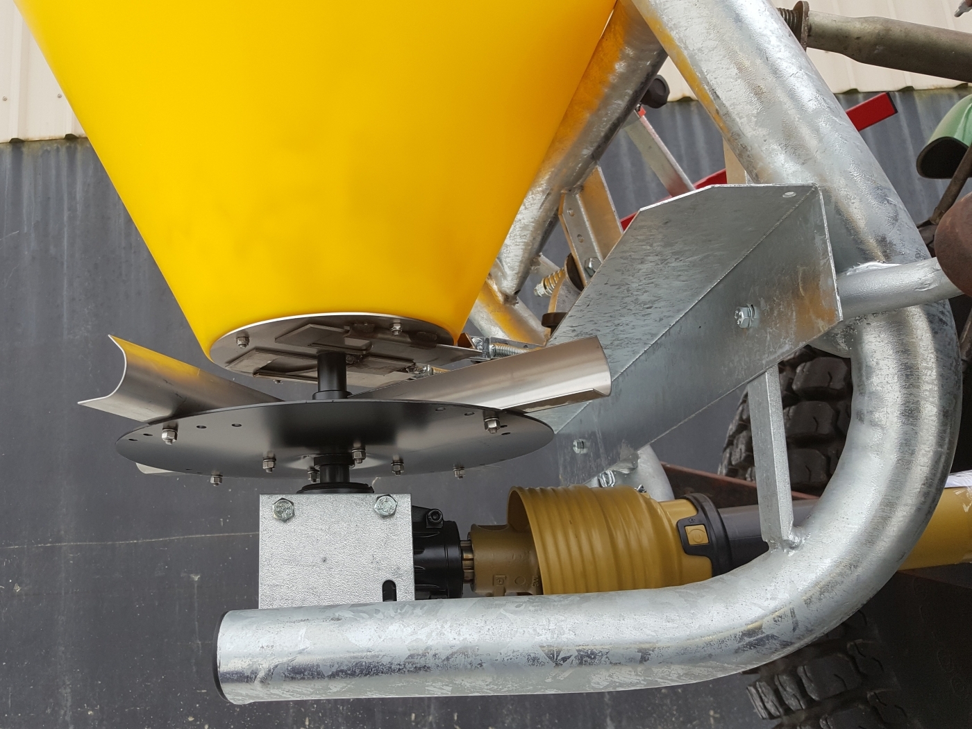 Fertiliser spreader nz