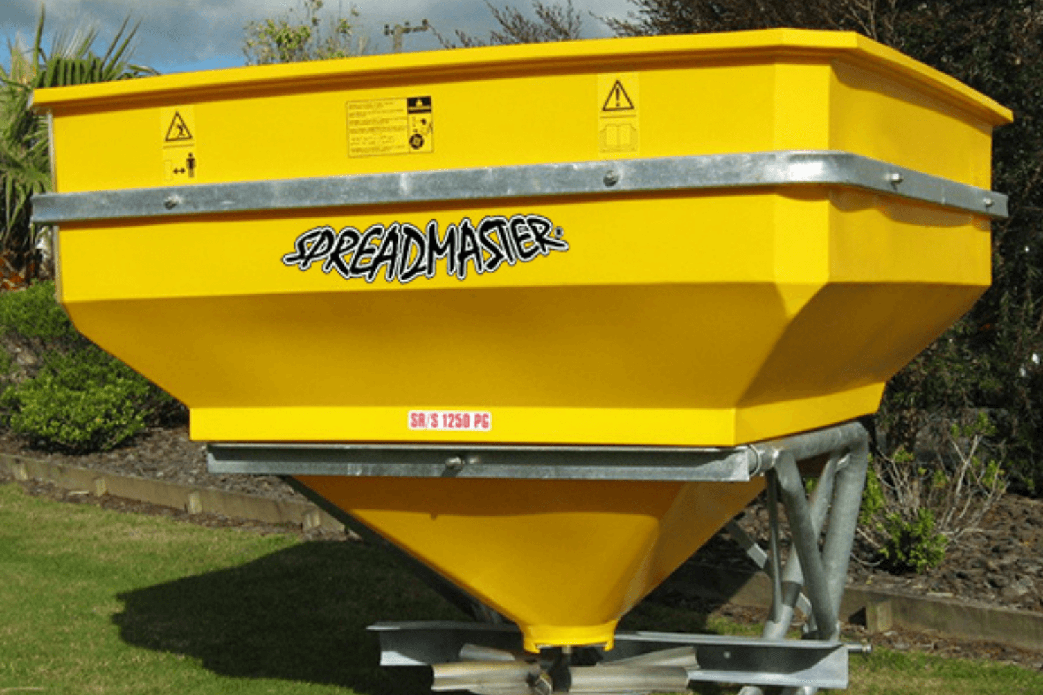 SRS Series fertiliser spreader