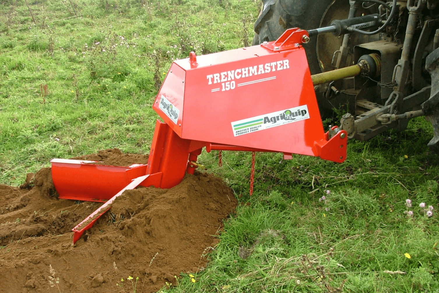Tractor mounted trenching machine